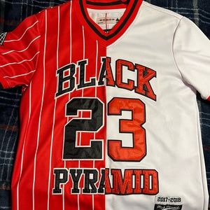Black Pyramid Jersey